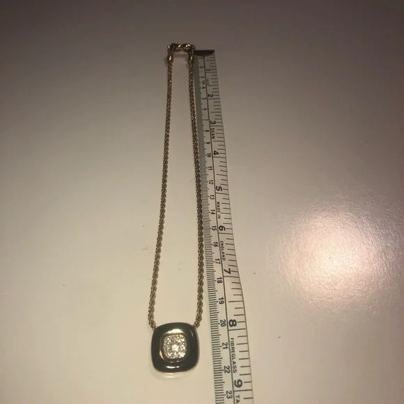 vtg Nina Ricci Black Enamel Rhinestone Square Pendant Gold Tone Necklace 17” - Picture 8 of 8